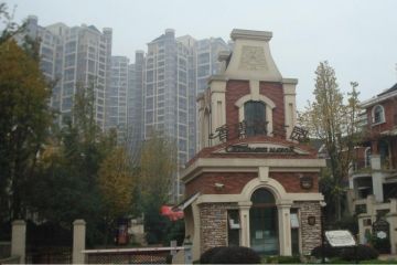 别墅地暖安装案例：成都蓝光香碧歌庄园暖气片系统交付