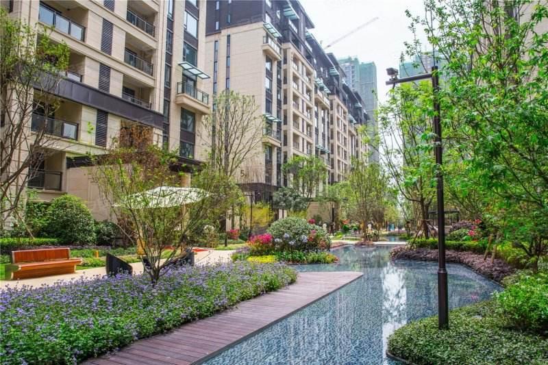 龙湖听蓝湾家用地暖施工案例 龙湖听蓝湾家用地暖施工案例