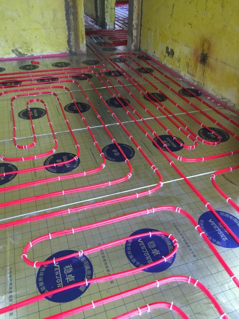 成都中鹏花园B区一代地暖安装工程 成都中鹏花园B区一代地暖安装工程