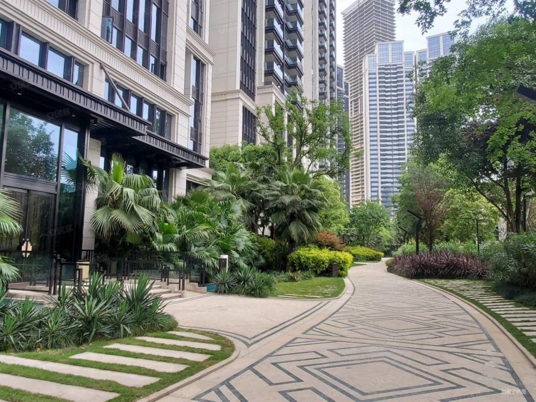 成都蔚蓝卡地亚花园城-蔚蓝阁地暖系统安装案例 成都蔚蓝卡地亚花园城-蔚蓝阁地暖系统安装案例